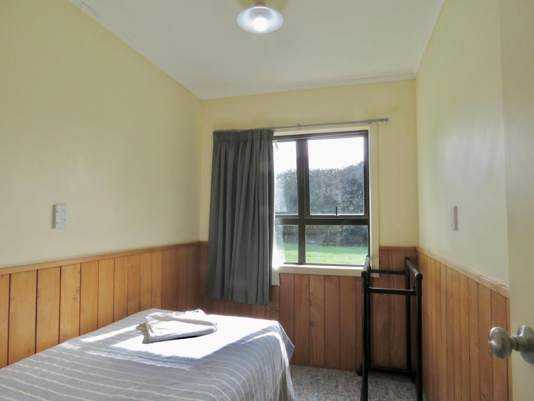 Mystery Creek Motel Rukuhia Exterior photo