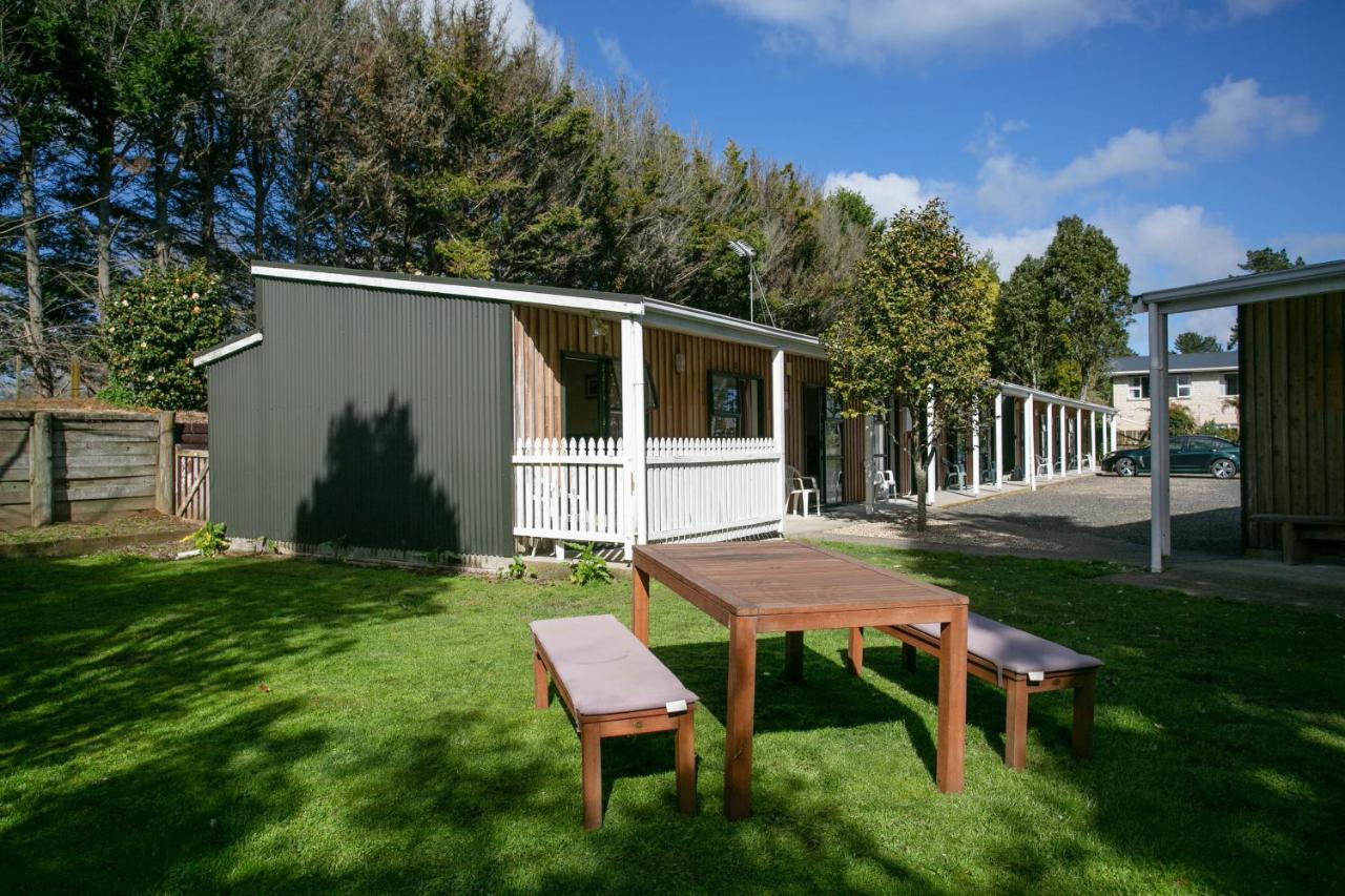 Mystery Creek Motel Rukuhia Exterior photo